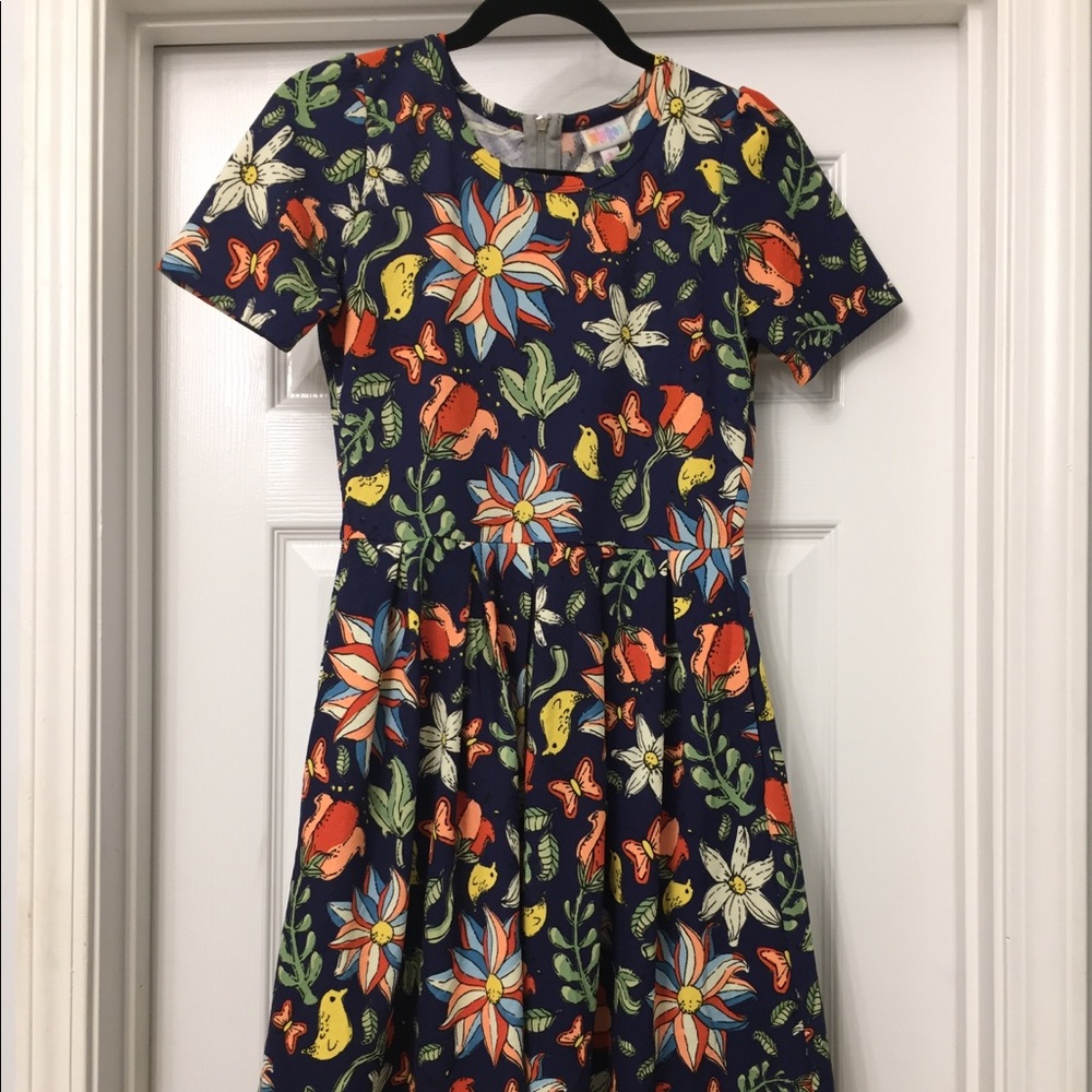 🦄❤️🦄EUC LuLaRoe Amelia Dress🦄❤️🦄